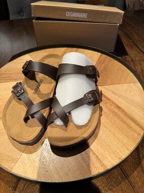 NWT Women’s leather Brown Strappy Footbed Sandals